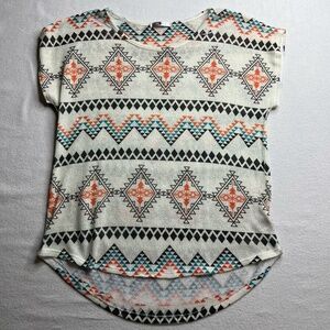 Blu Planet Tribal Colorful Lightweight Women's Short Sleeve Blouse‎ Size XL